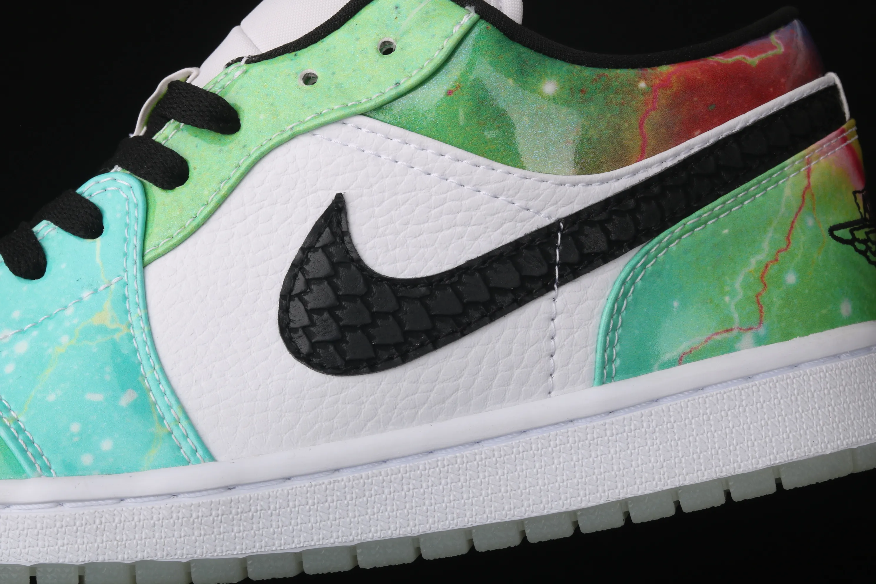 All categories Air Jordan Jordan series basketball shoes Air Jordan 1 Low Air Jordan 1 Low Multicolor AJ1 Joe 1 Galaxy low-top casual sports shoes CW7310-909